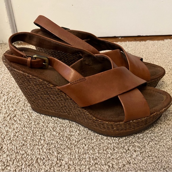 Libby Edelman wedge sandals- brown size 8.5M… barely used - Picture 2 of 4